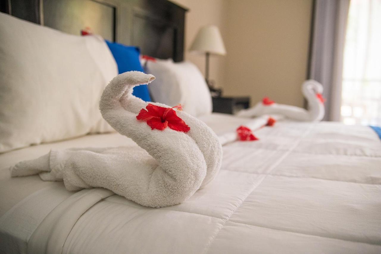Hotel Seranta Brisas De Bavaro (adults Only) 3*